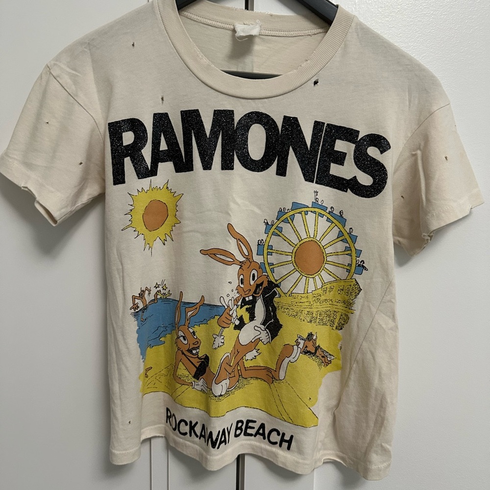 MadeWorn Women’s  Ramones Graphic Tee - Cream, Black, Yellow